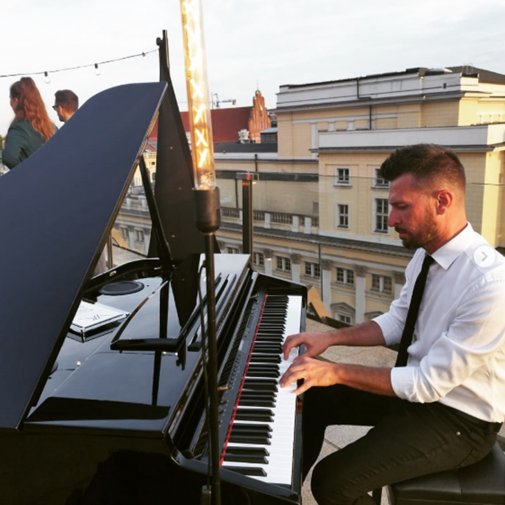 KONCERT NA DACHU I KOLACJA DEGUSTACYJNA TUTEJSZE